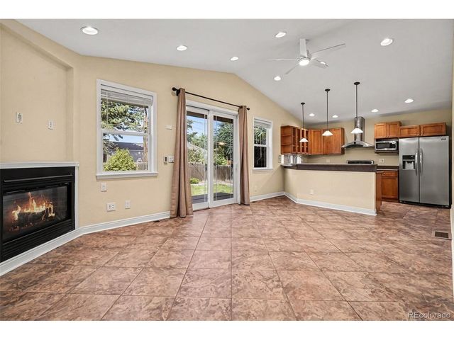 2935 S Clermont Dr, Denver, CO 80222