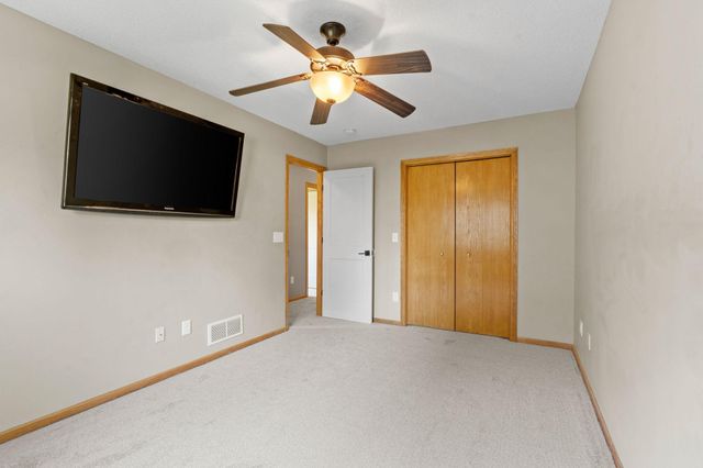 1349 Landings Lane, Watertown, MN 55388