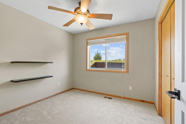 1349 Landings Lane, Watertown, MN 55388