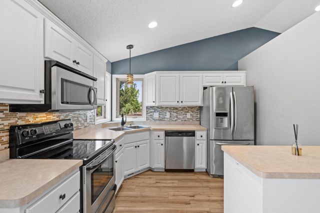 1349 Landings Lane, Watertown, MN 55388