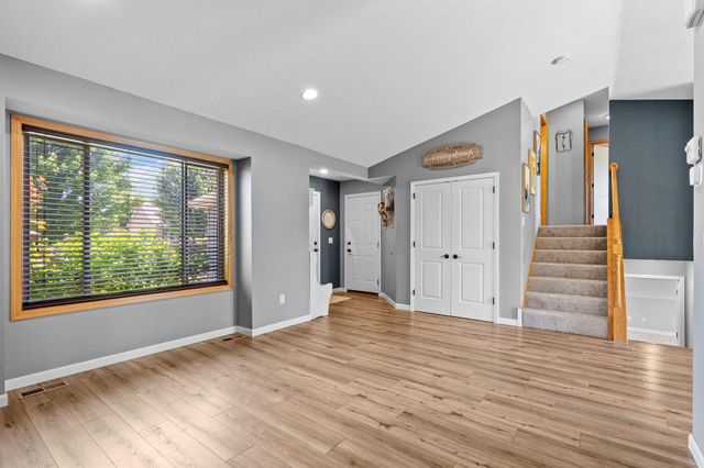 1349 Landings Lane, Watertown, MN 55388