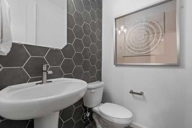 600 Amatista Loop SE, Rio Rancho, NM 87124