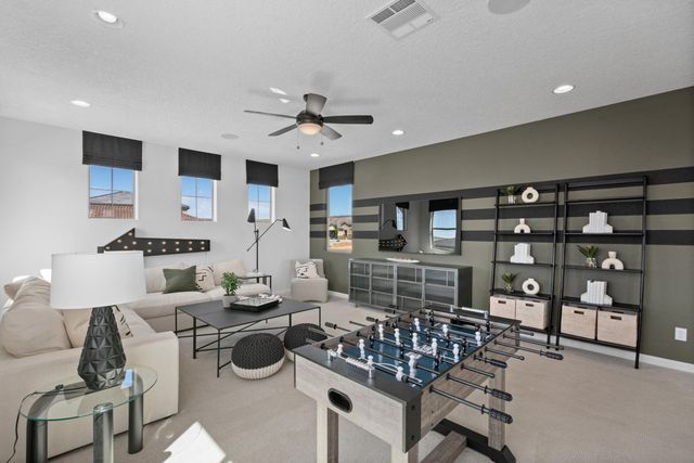 600 Amatista Loop SE, Rio Rancho, NM 87124