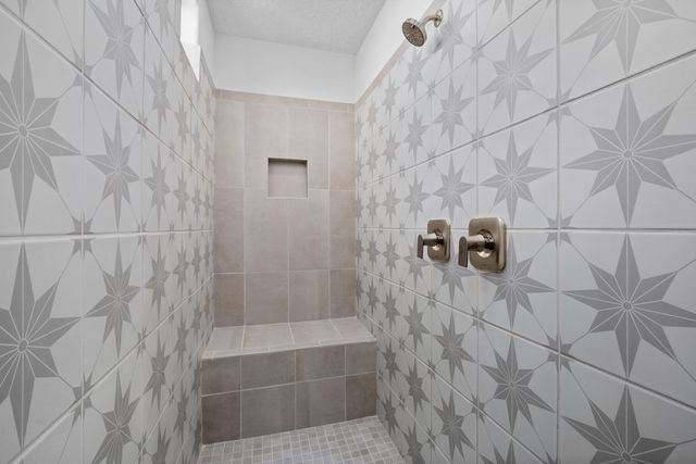 600 Amatista Loop SE, Rio Rancho, NM 87124