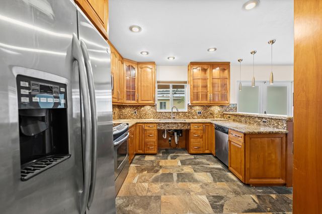 6981 SW 1ST Court, Margate, FL 33068