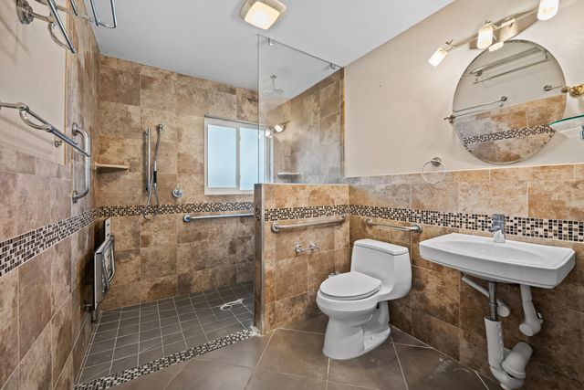 6981 SW 1ST Court, Margate, FL 33068