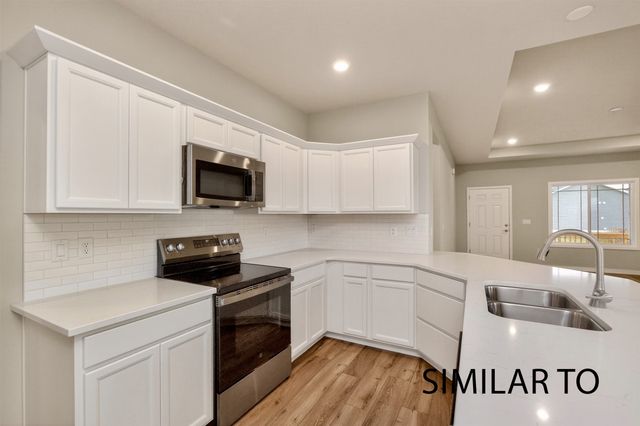 9709 Regatta Lane, Johnston, IA 50131