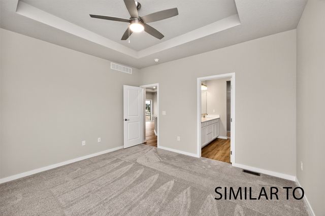 9709 Regatta Lane, Johnston, IA 50131