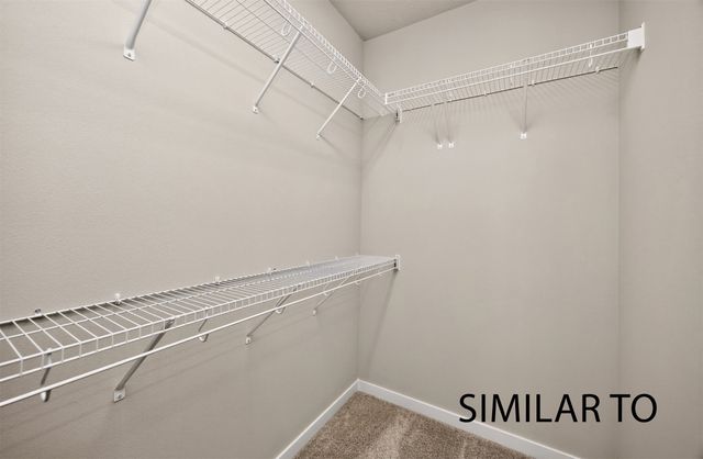 9709 Regatta Lane, Johnston, IA 50131