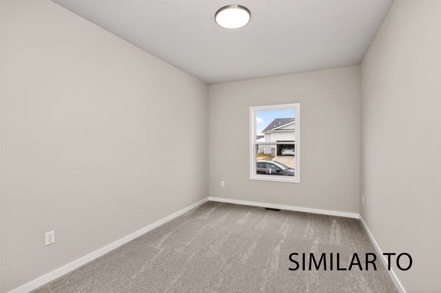 9709 Regatta Lane, Johnston, IA 50131