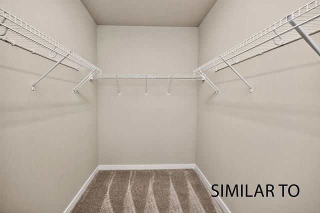 9709 Regatta Lane, Johnston, IA 50131