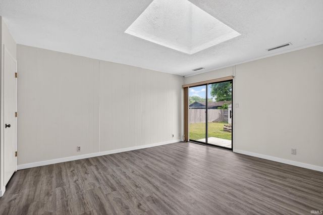 204 W Horizon Road, Muncie, IN 47303