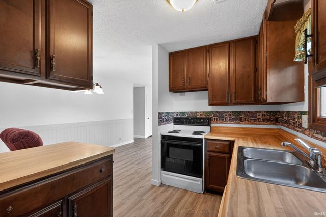 204 W Horizon Road, Muncie, IN 47303