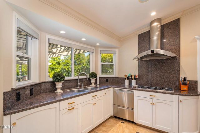 6893 Aviano Drive, Camarillo, CA 93012