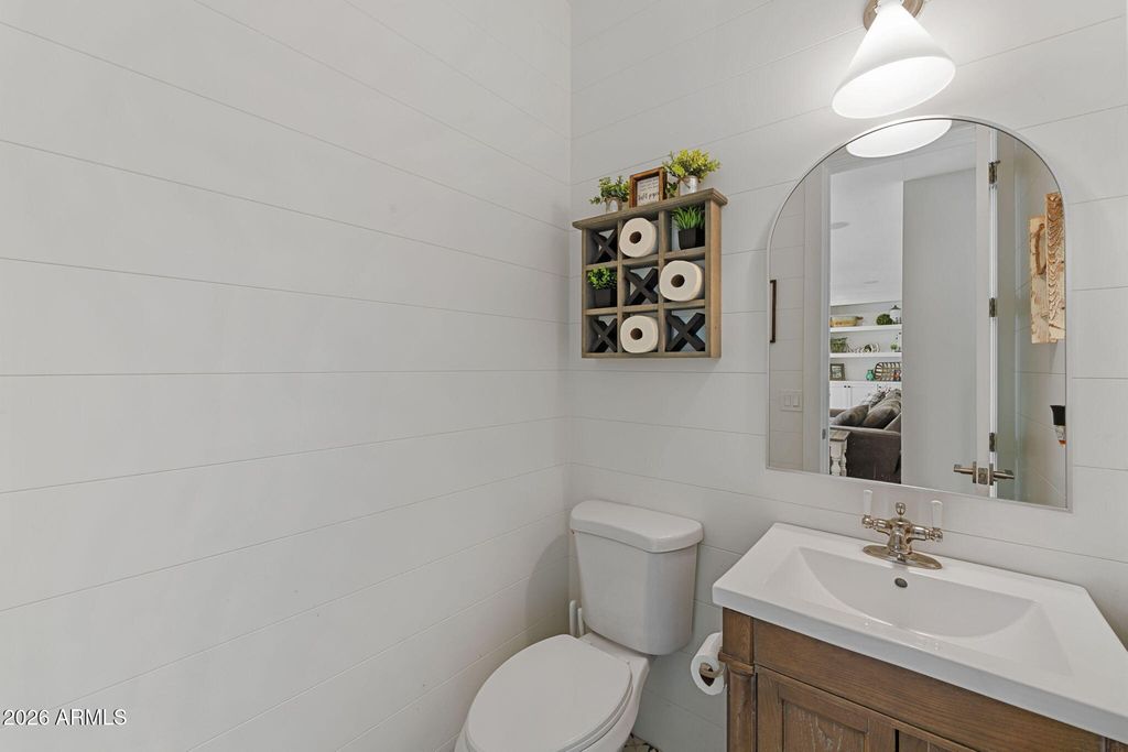 Image 10 of property listing at 4346 E PALO VERDE Street, Gilbert, AZ 85296