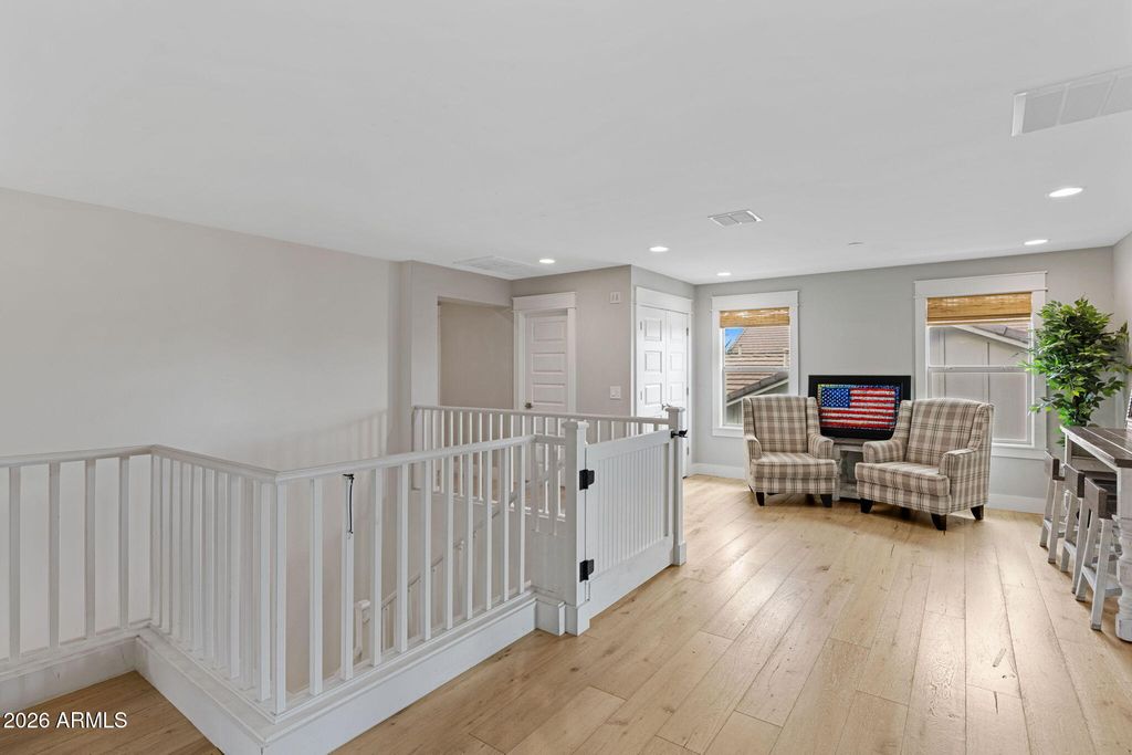 Image 27 of property listing at 4346 E PALO VERDE Street, Gilbert, AZ 85296