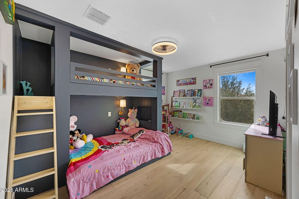 Image 28 of property listing at 4346 E PALO VERDE Street, Gilbert, AZ 85296