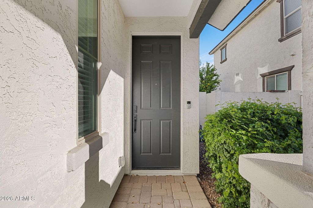 Image 4 of property listing at 4346 E PALO VERDE Street, Gilbert, AZ 85296