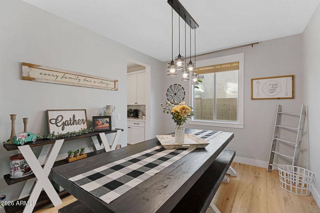 Image 9 of property listing at 4346 E PALO VERDE Street, Gilbert, AZ 85296