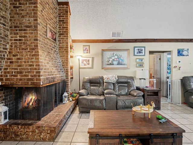 128 N POINTE DRIVE, Auburndale, FL 33823