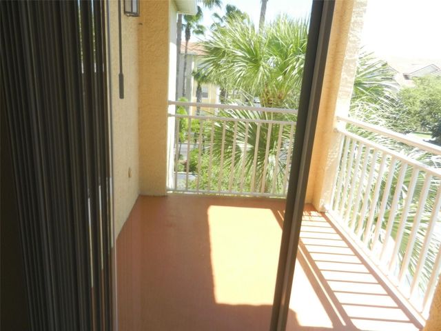 10764 70TH AVENUE 2301, Seminole, FL 33772