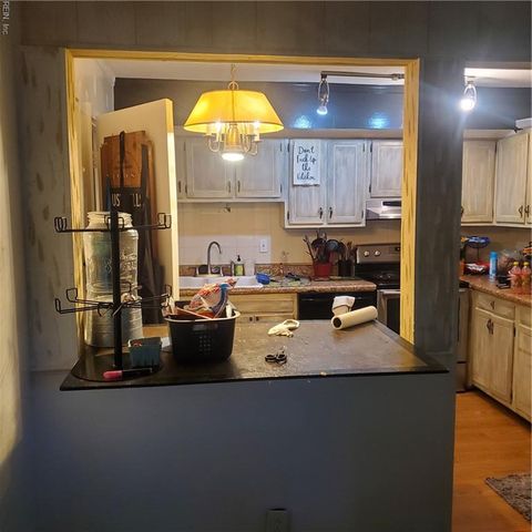 5810 Layton ST, Virginia Beach, VA 23462