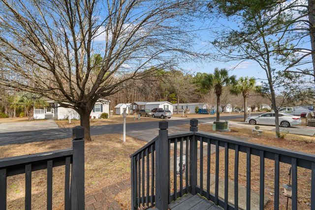 876 Old Magnolia Dr., Conway, SC 29526