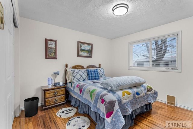 230 Meadowlark Drive, Shelley, ID 83274