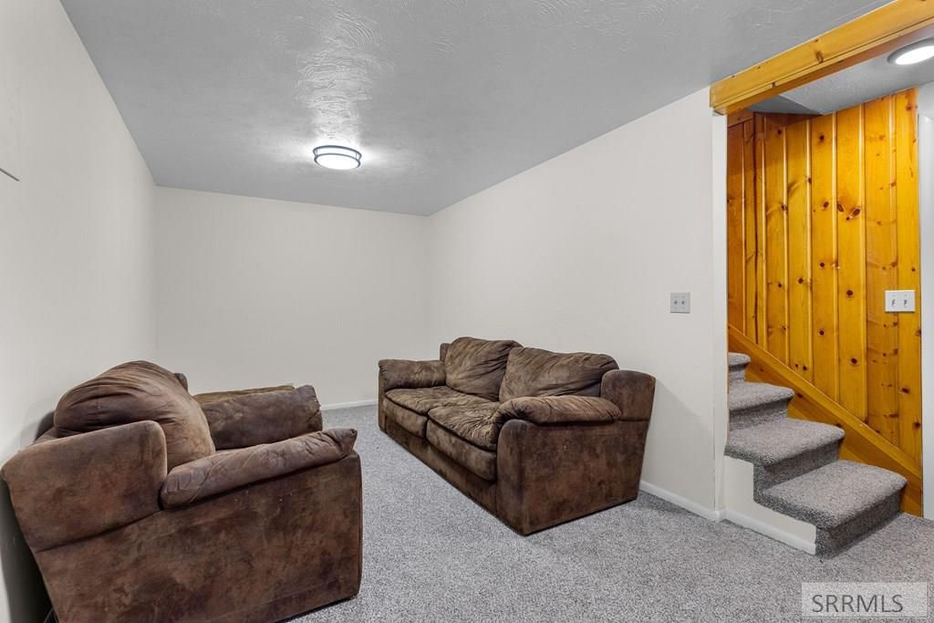 Image 17 of property listing at 230 Meadowlark Drive, Shelley, ID 83274