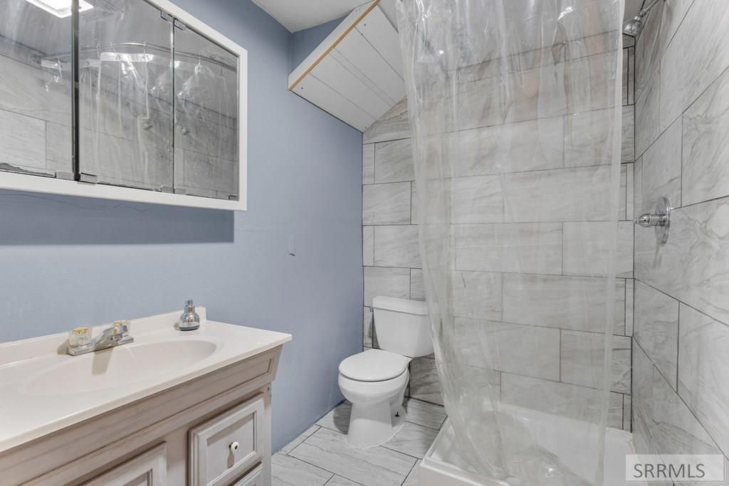 Image 21 of property listing at 230 Meadowlark Drive, Shelley, ID 83274