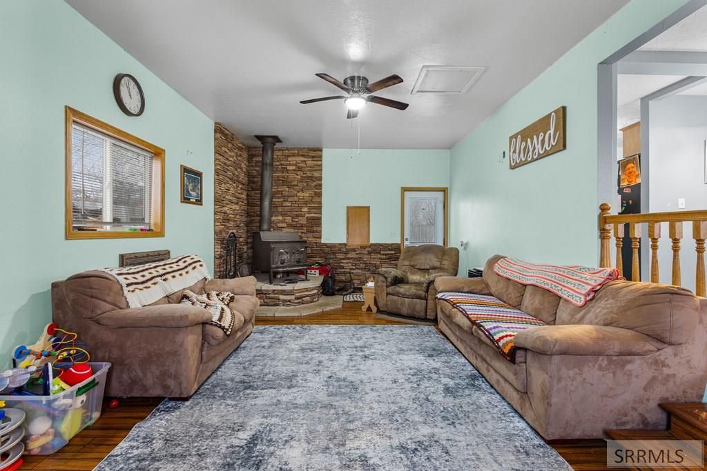 Image 7 of property listing at 230 Meadowlark Drive, Shelley, ID 83274