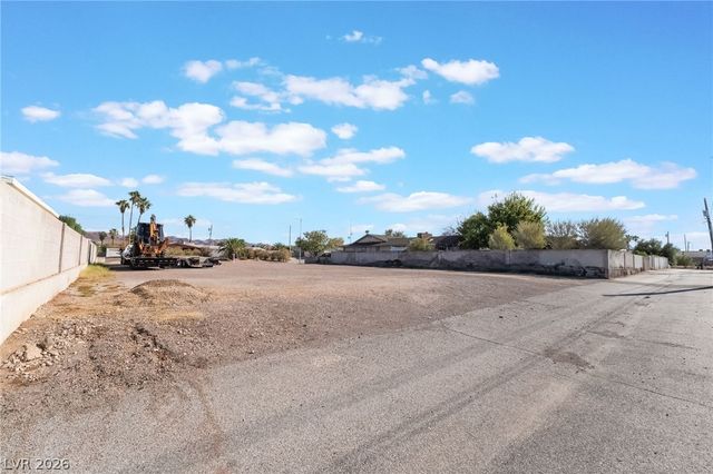 839 Fairview Drive, Henderson, NV 89015