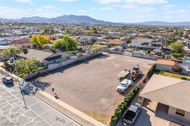 839 Fairview Drive, Henderson, NV 89015