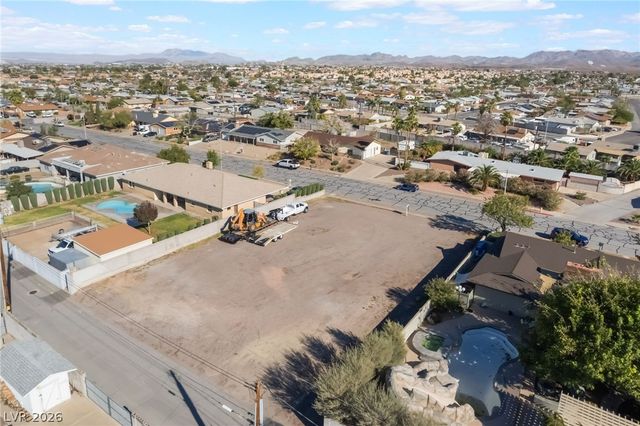 839 Fairview Drive, Henderson, NV 89015