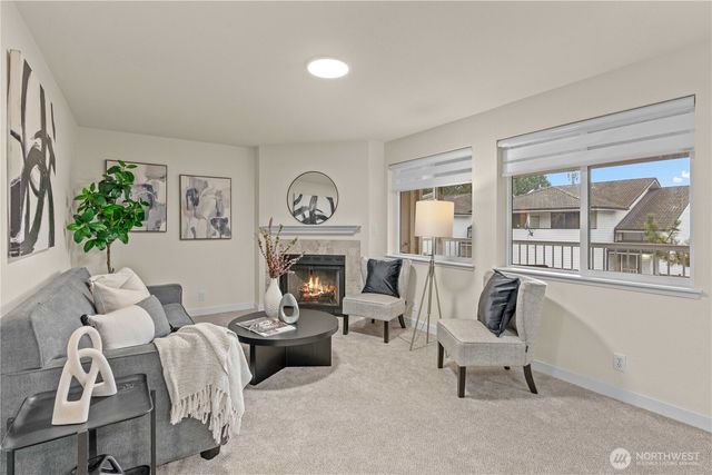 4231 NE 5th Street #A201, Renton, WA 98059