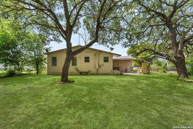 515 Mitchell Ave, Schertz, TX 78154