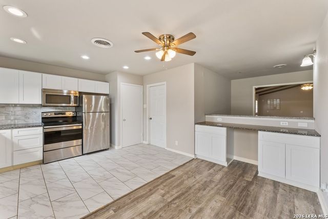 515 Mitchell Ave, Schertz, TX 78154