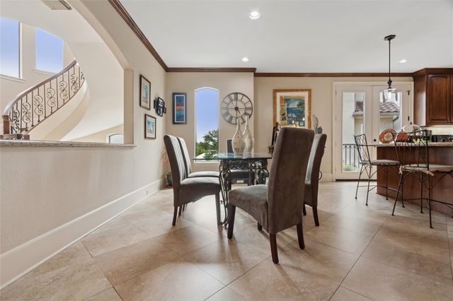 5520 Mcculloch Circle, Houston, TX 77056