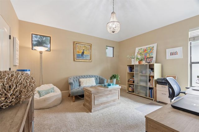 5520 Mcculloch Circle, Houston, TX 77056