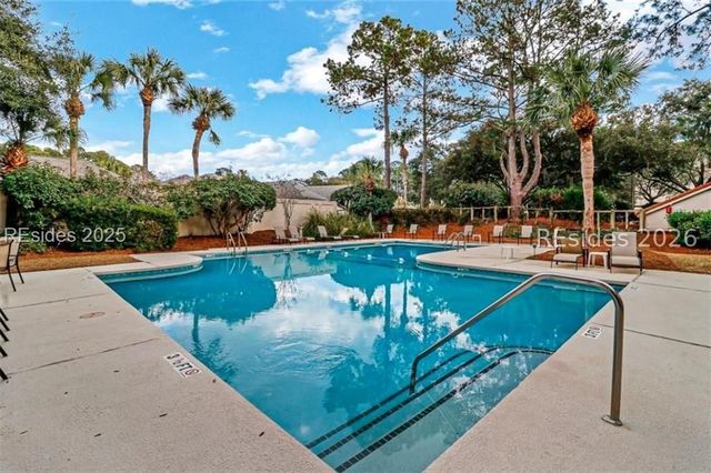 4 Village North Dr Apt 45, Hilton Head Island, SC 29926