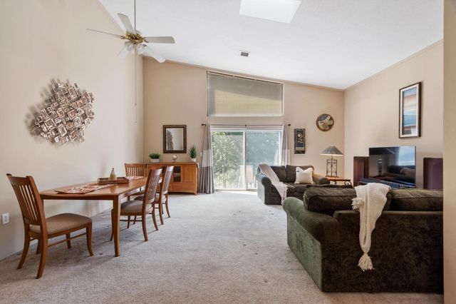 181 Littleton Road 340, Chelmsford, MA 01824