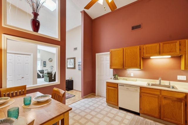 181 Littleton Road 340, Chelmsford, MA 01824