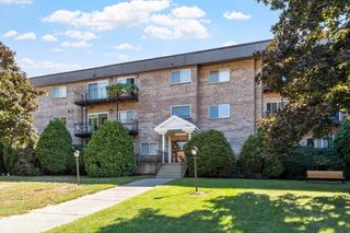 181 Littleton Road 340, Chelmsford, MA 01824
