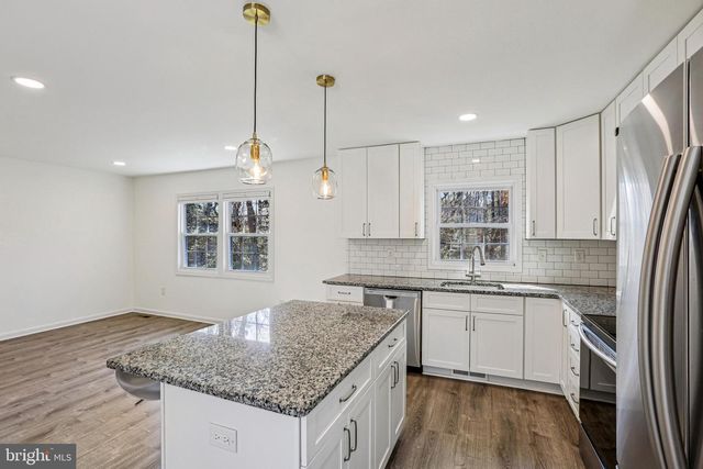 804 OAK GROVE CIR, Severna Park, MD 21146