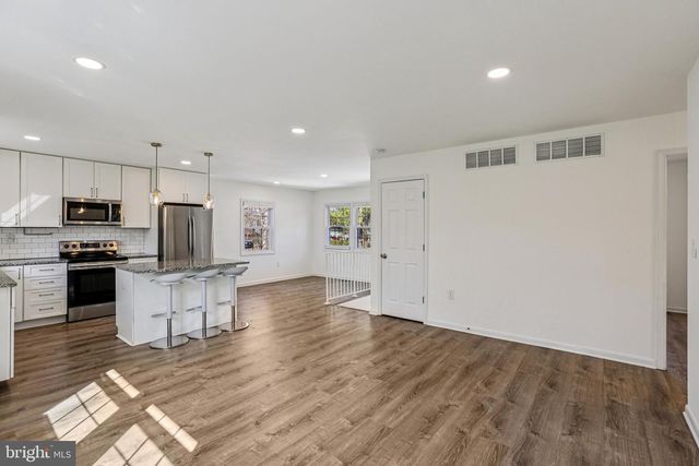 804 OAK GROVE CIR, Severna Park, MD 21146