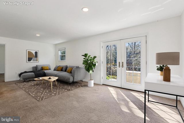 804 OAK GROVE CIR, Severna Park, MD 21146