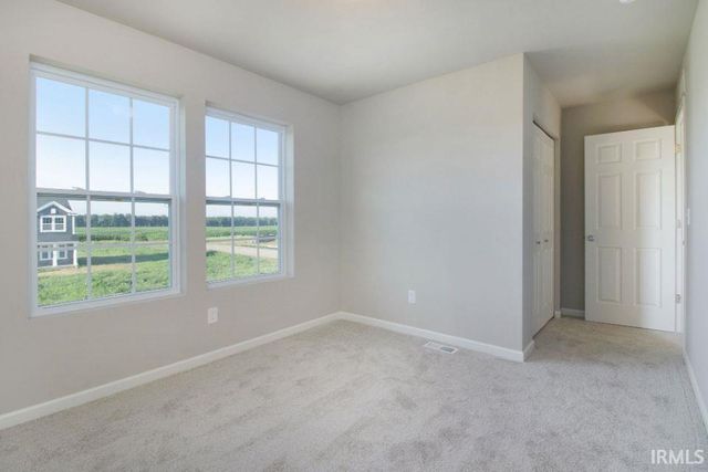 50613 Hunters Edge Drive, Elkhart, IN 46514