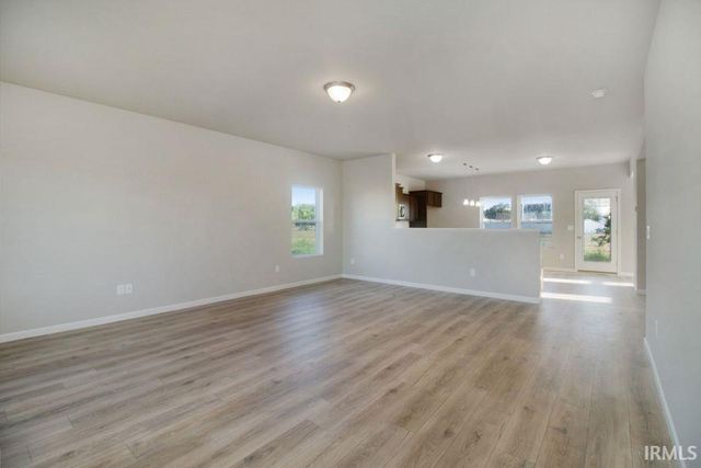 50613 Hunters Edge Drive, Elkhart, IN 46514