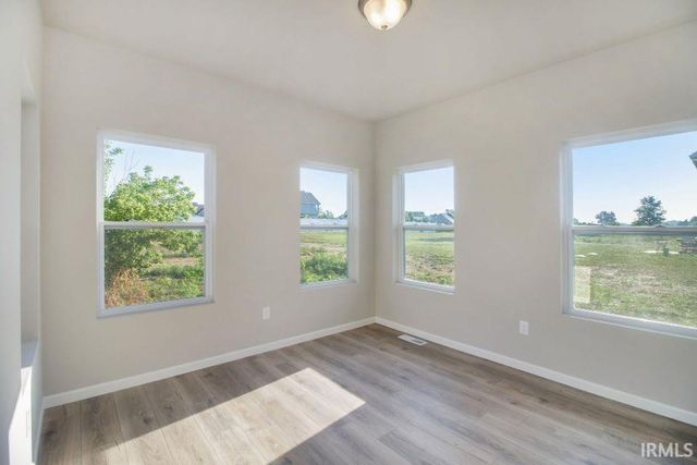 50613 Hunters Edge Drive, Elkhart, IN 46514