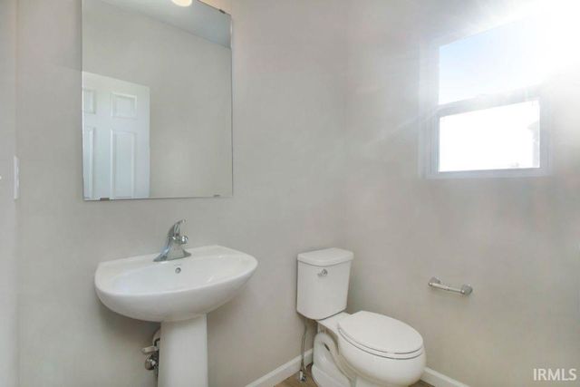 50613 Hunters Edge Drive, Elkhart, IN 46514